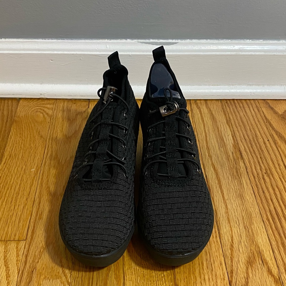 Steven by Steve Madden BASE shoe